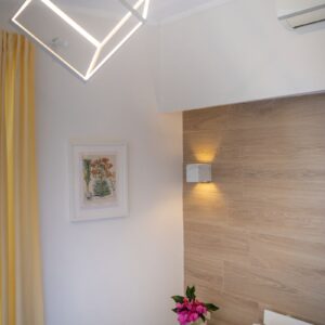 room2 06